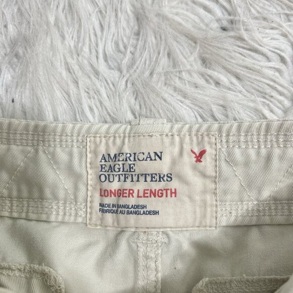 American Eagle Cargo Shorts Mens 30 Ivory Extreme Flex Longer Length Distressed - Picture 9 of 11